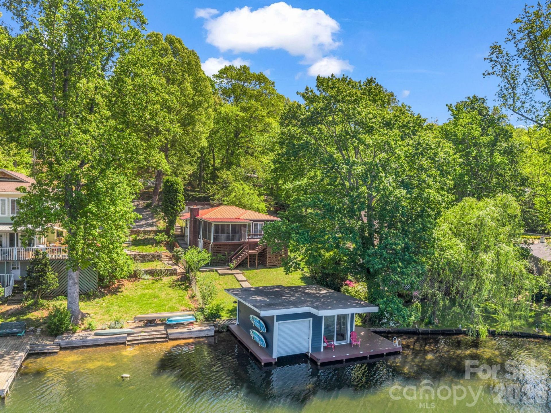 1224 E Lakeshore Drive, Landrum, SC 29356 Main Photo