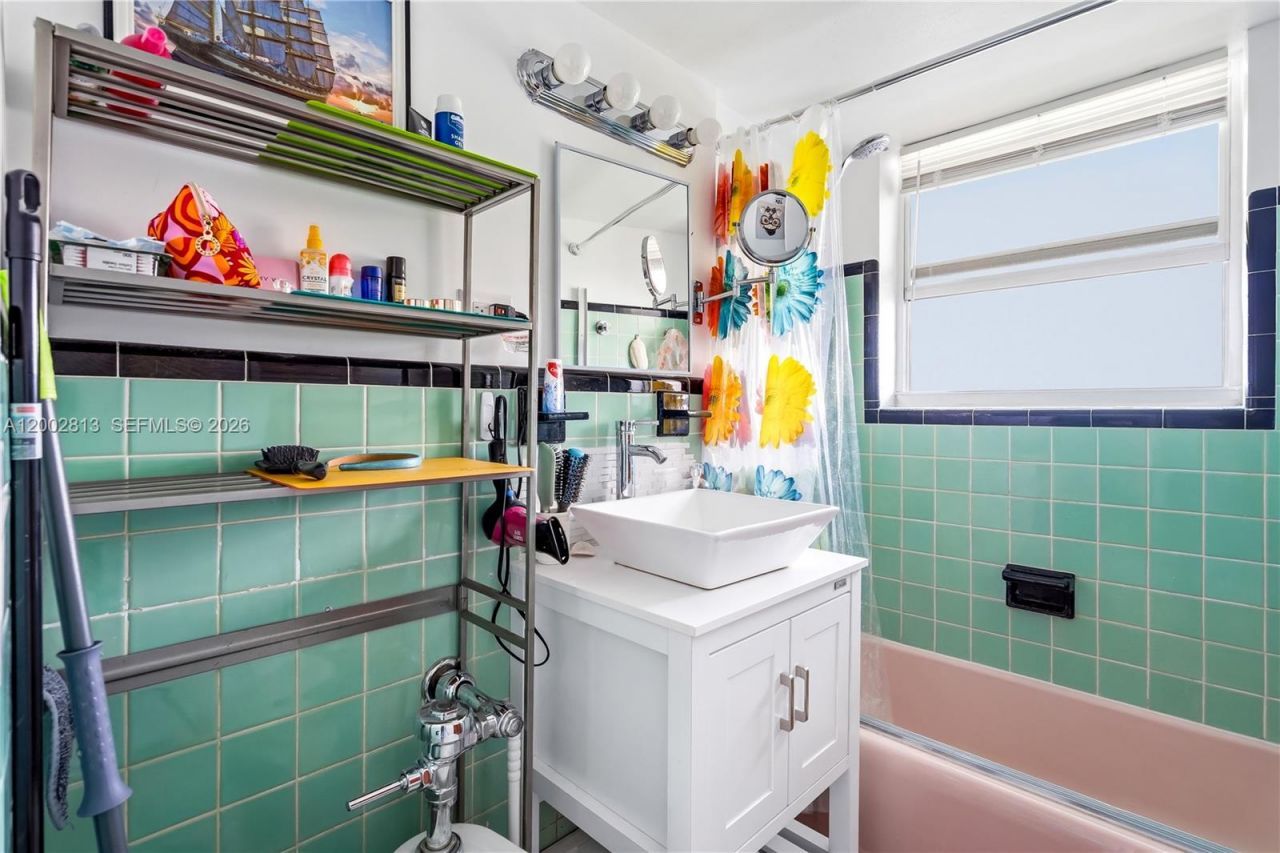 6484 Indian Creek Dr , Unit 317, Miami Beach, FL 33141 Photo