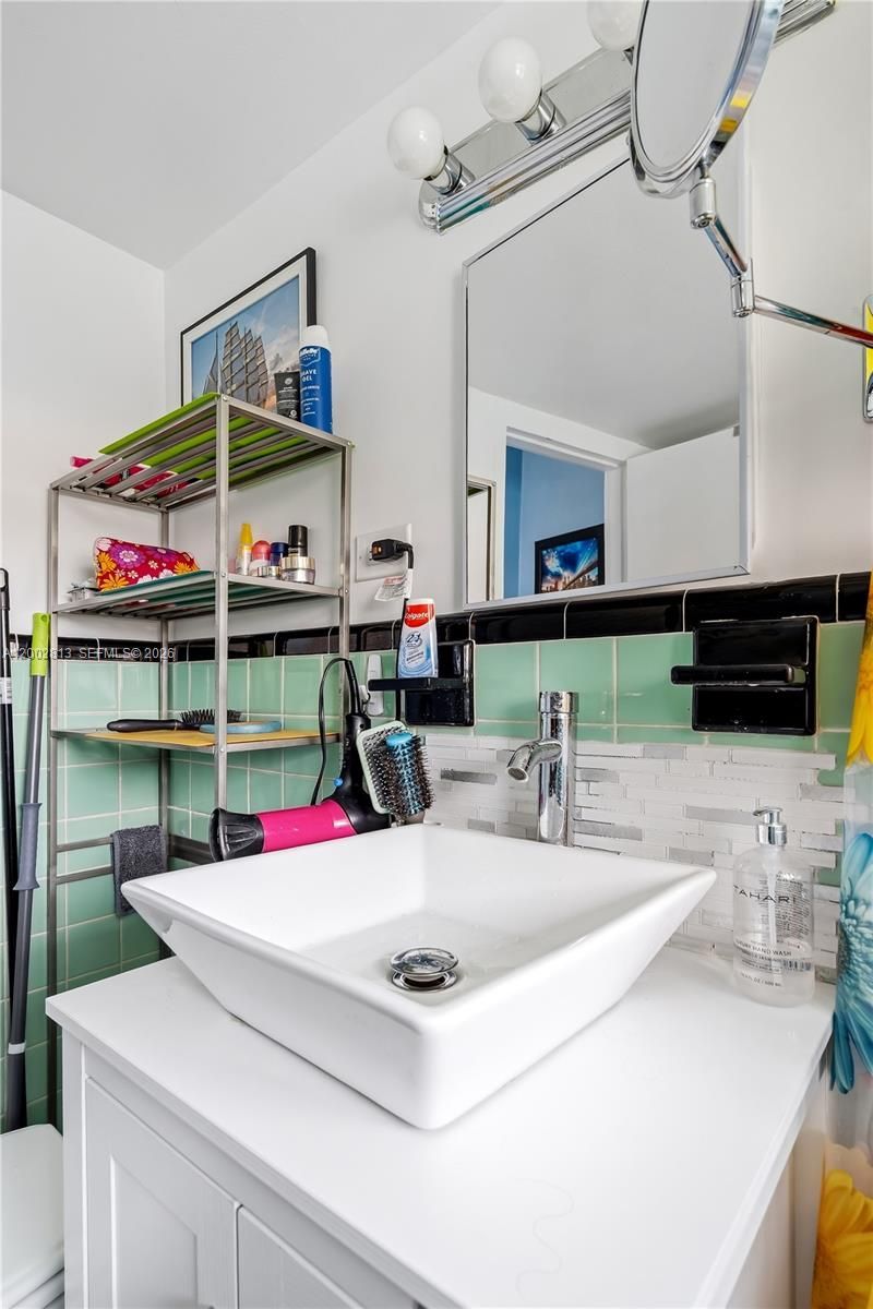 6484 Indian Creek Dr , Unit 317, Miami Beach, FL 33141 Photo