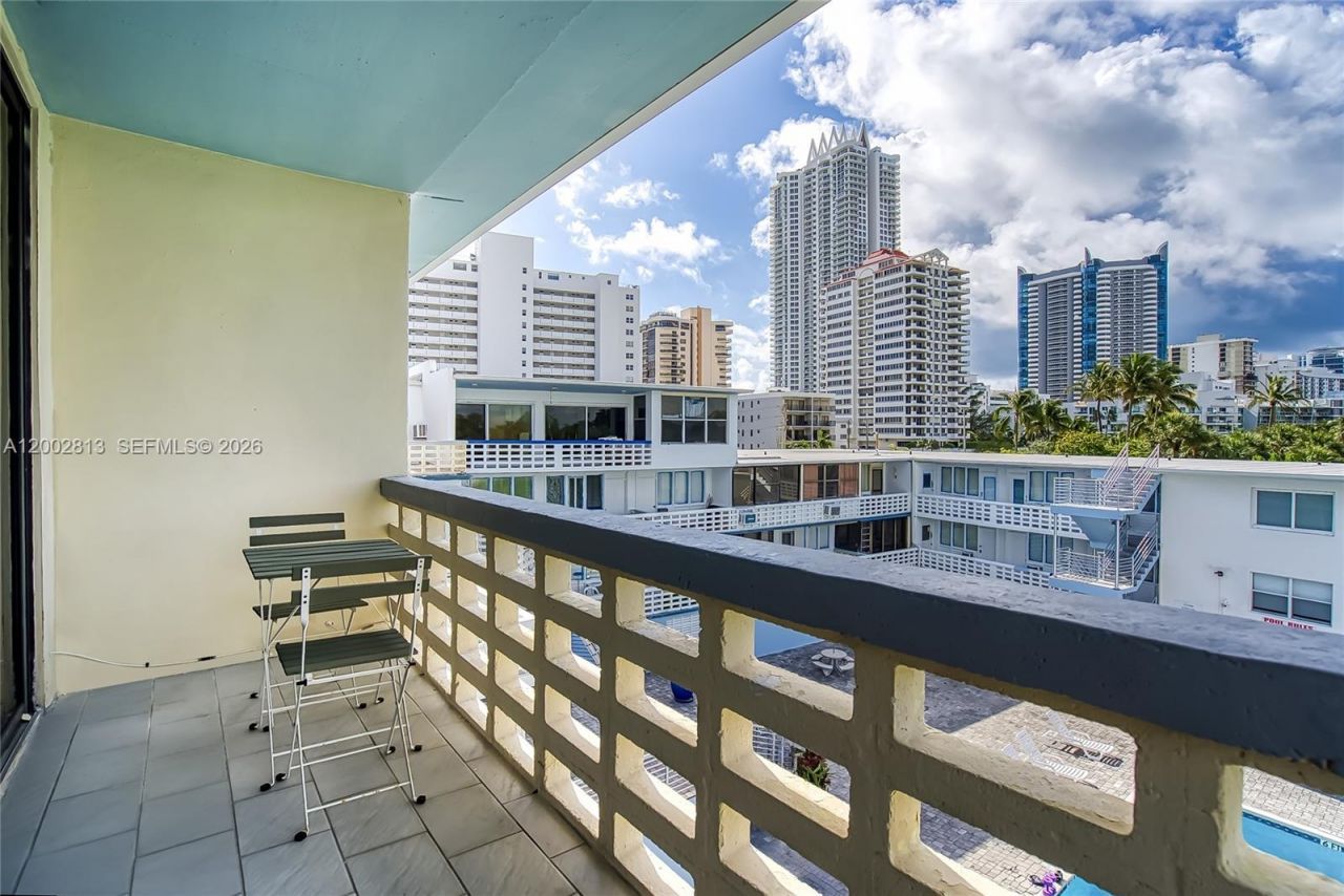 6484 Indian Creek Dr , Unit 317, Miami Beach, FL 33141 Photo