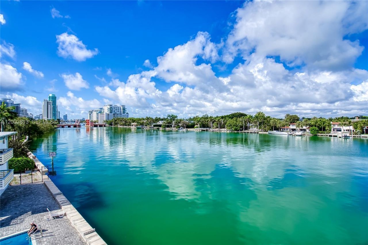 6484 Indian Creek Dr , Unit 317, Miami Beach, FL 33141 Photo