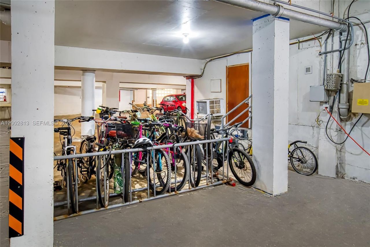 6484 Indian Creek Dr , Unit 317, Miami Beach, FL 33141 Photo