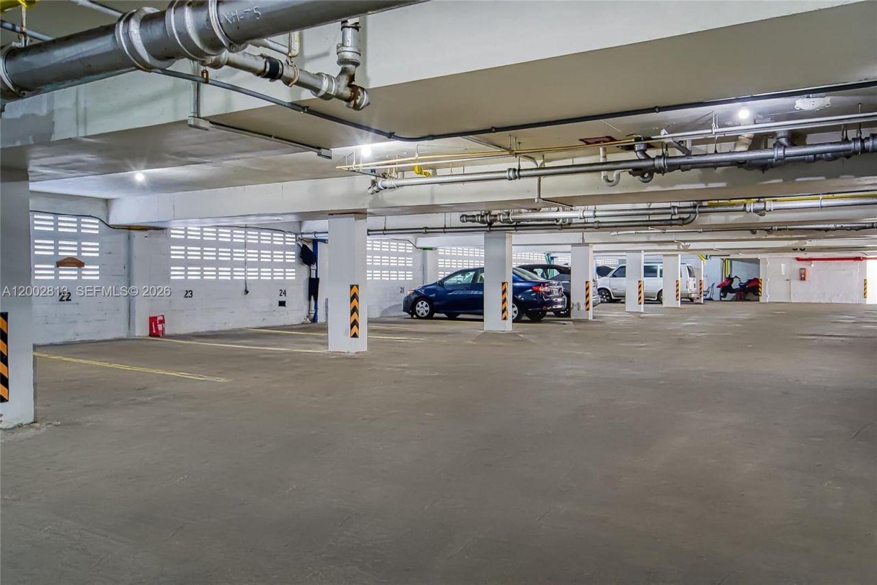 6484 Indian Creek Dr , Unit 317, Miami Beach, FL 33141 Photo