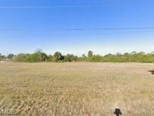 1824 NE 21st PL, CAPE CORAL, FL 33909