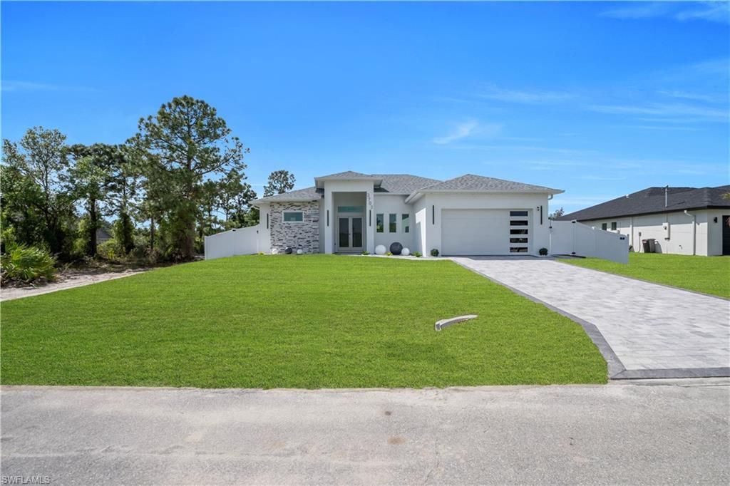 2703 34th St Sw, Lehigh Acres, FL 33976 Photo