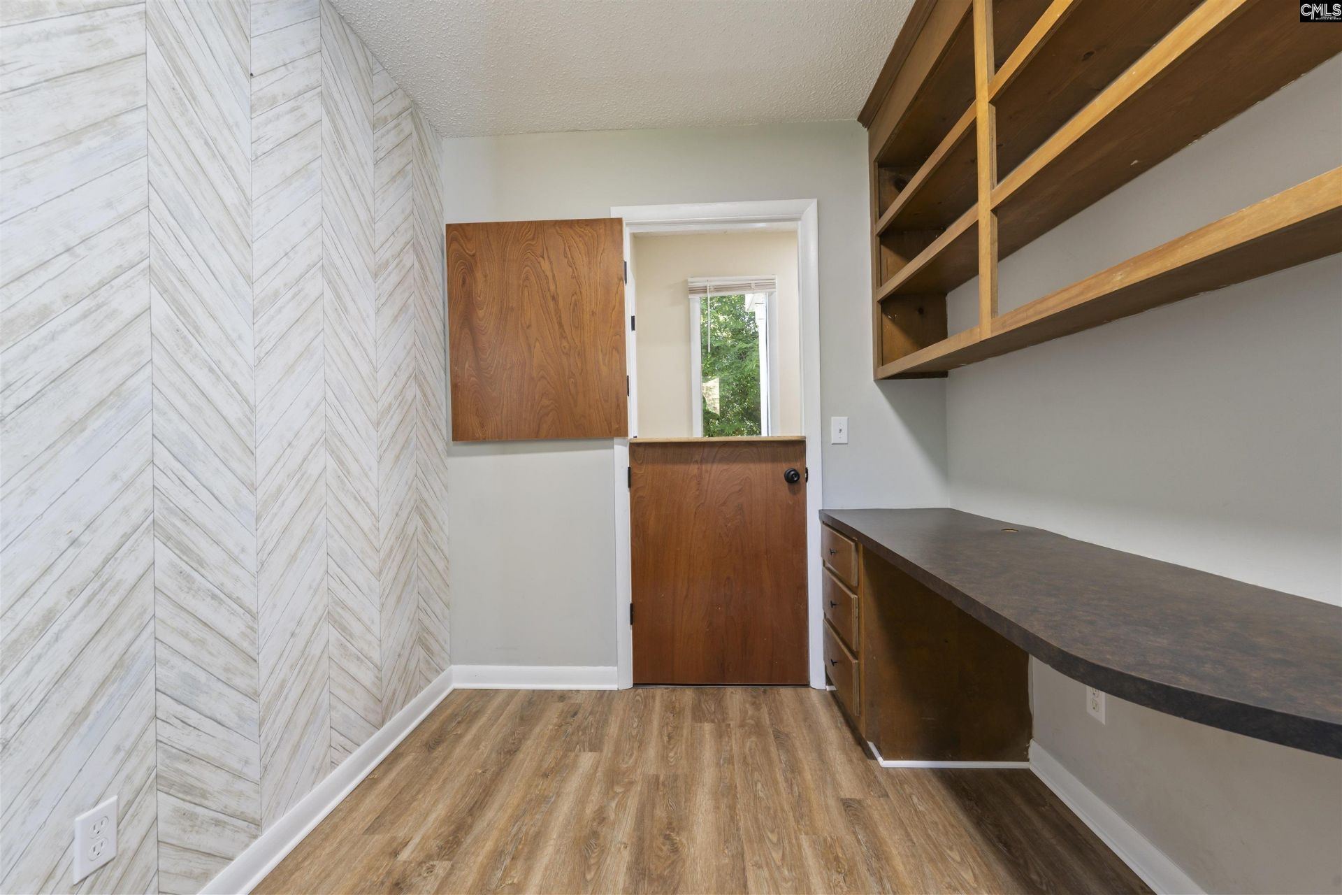 1420 S Woodstream Road Photo 10