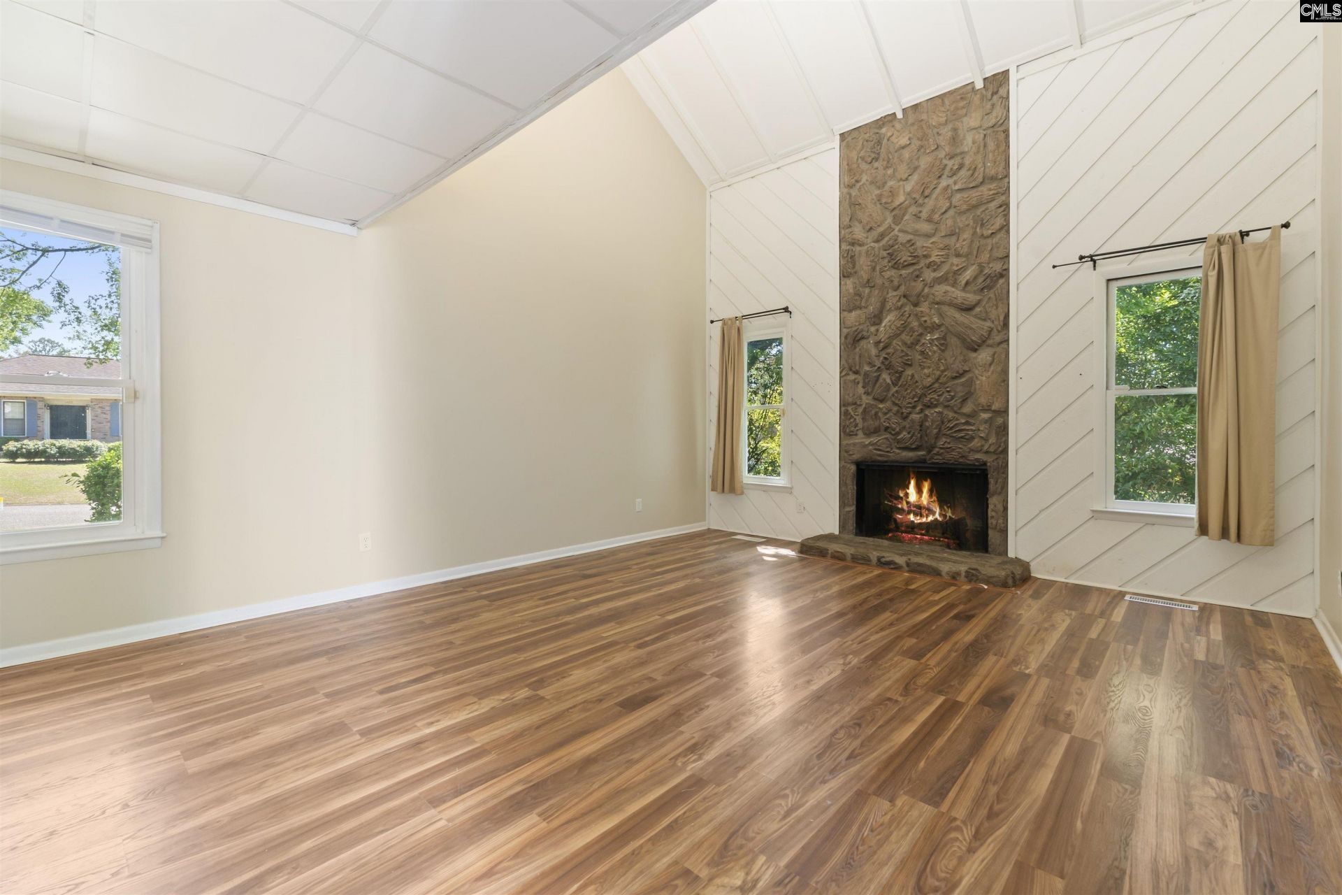 1420 S Woodstream Road Photo 13