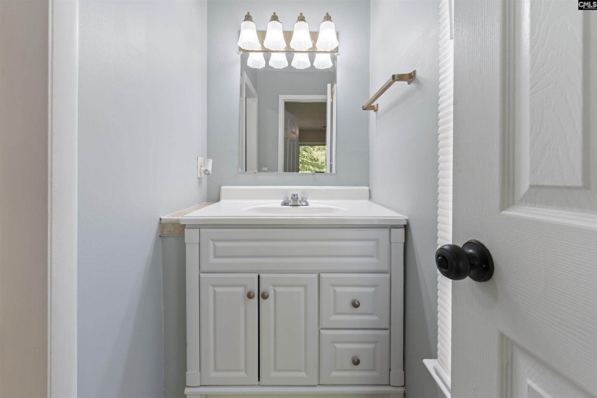 1420 S Woodstream Road Photo 40