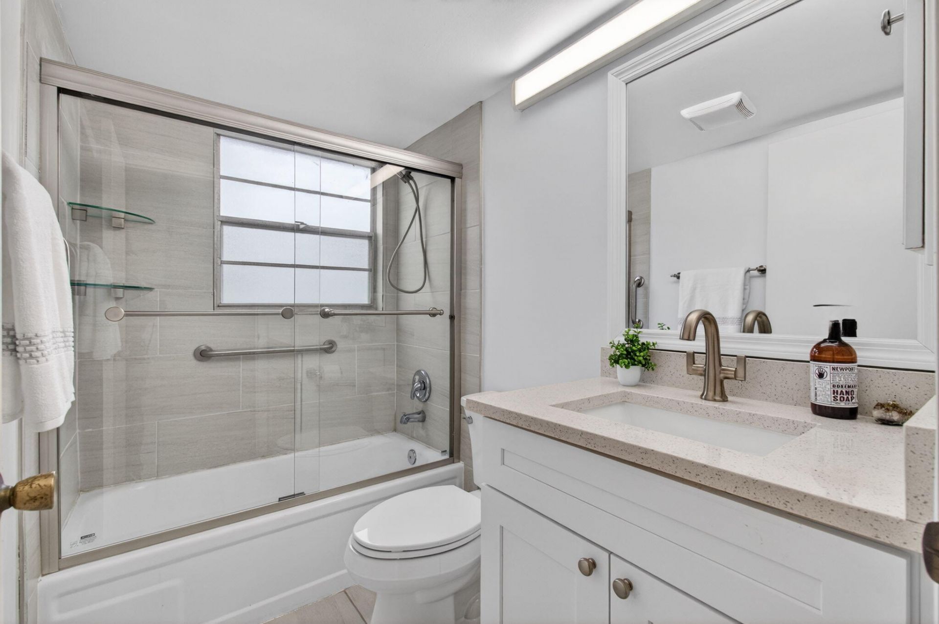 19 Suffolk A, Boca Raton, FL 33434 Photo