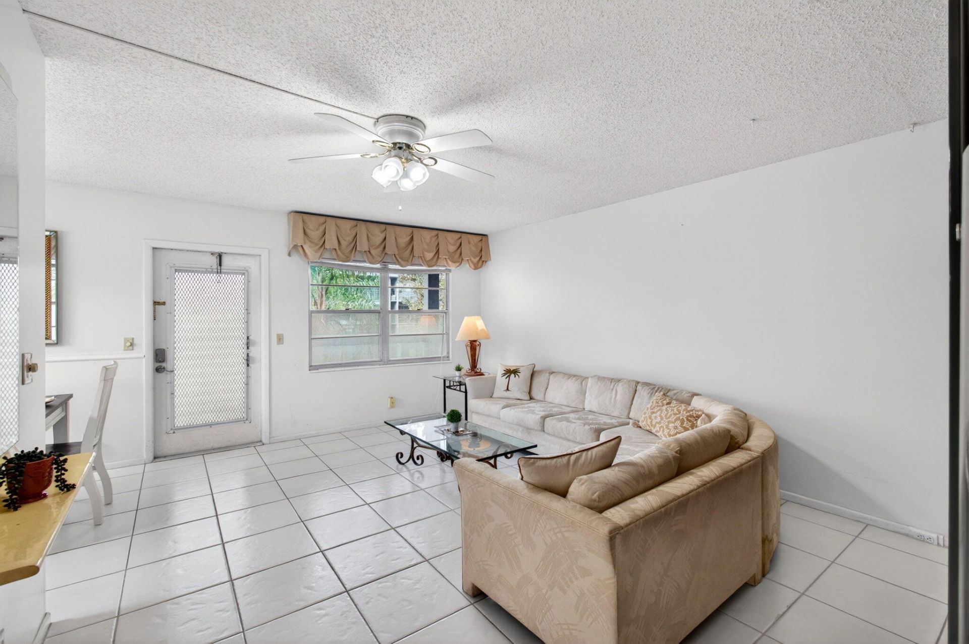 19 Suffolk A, Boca Raton, FL 33434 Photo