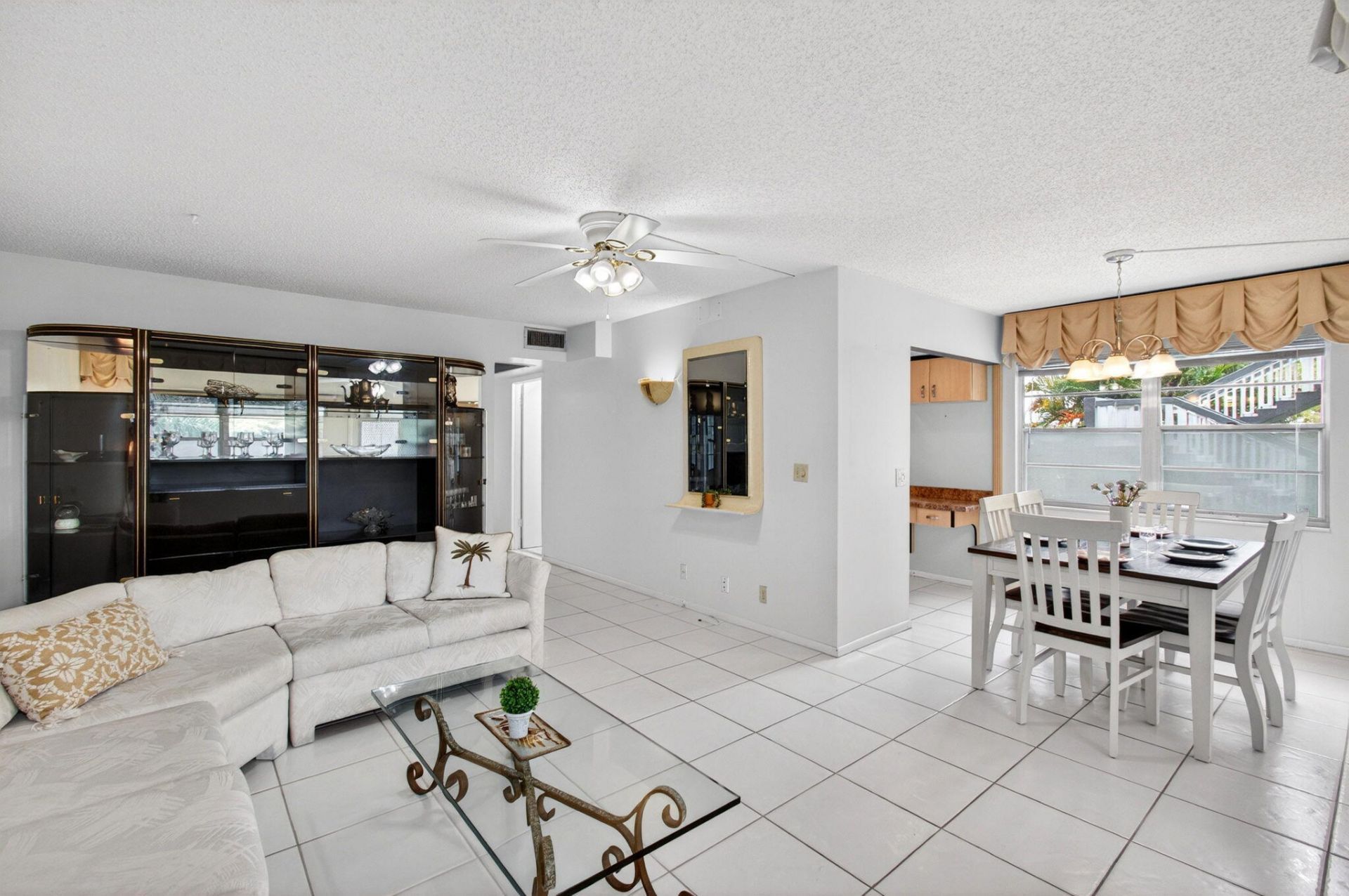 19 Suffolk A, Boca Raton, FL 33434 Photo