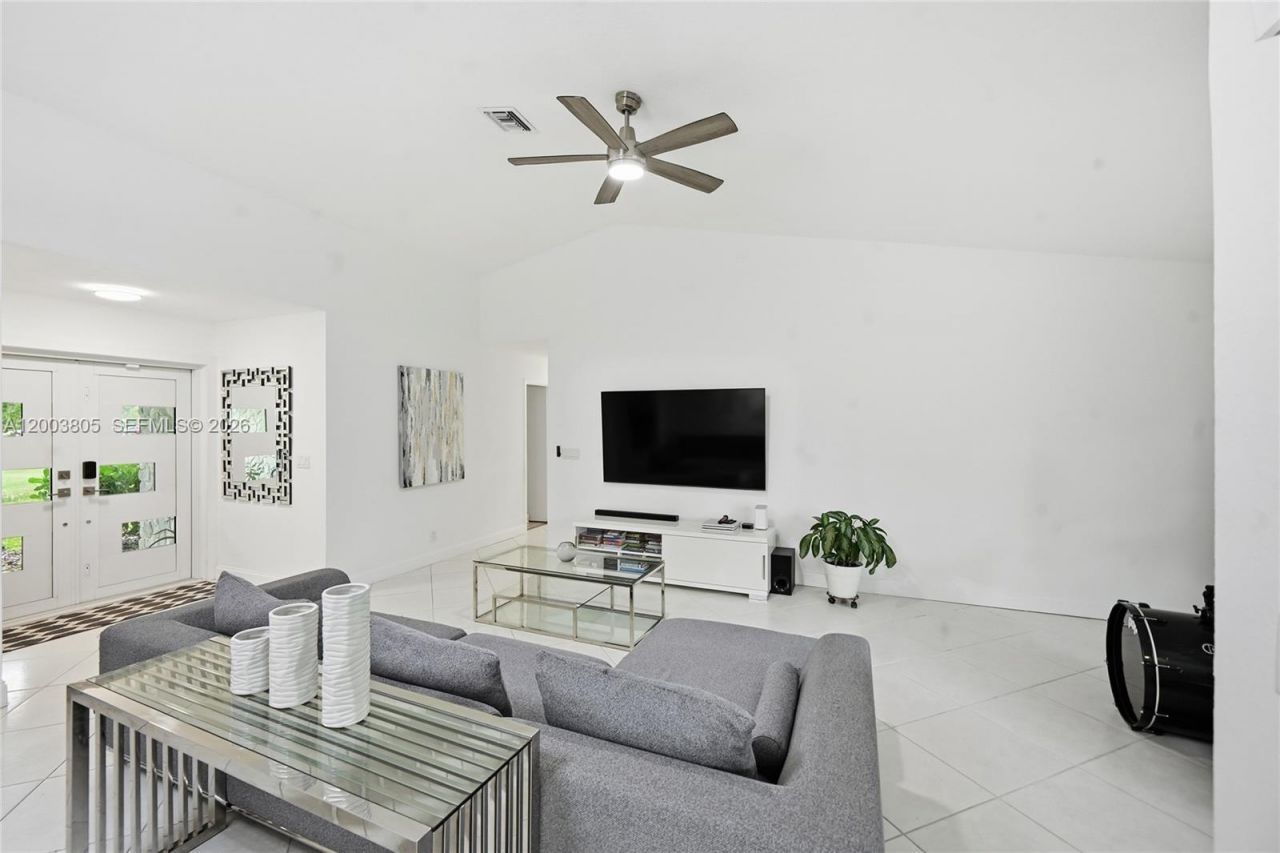 5036 NW 66th Ln, Coral Springs, FL 33067 Photo