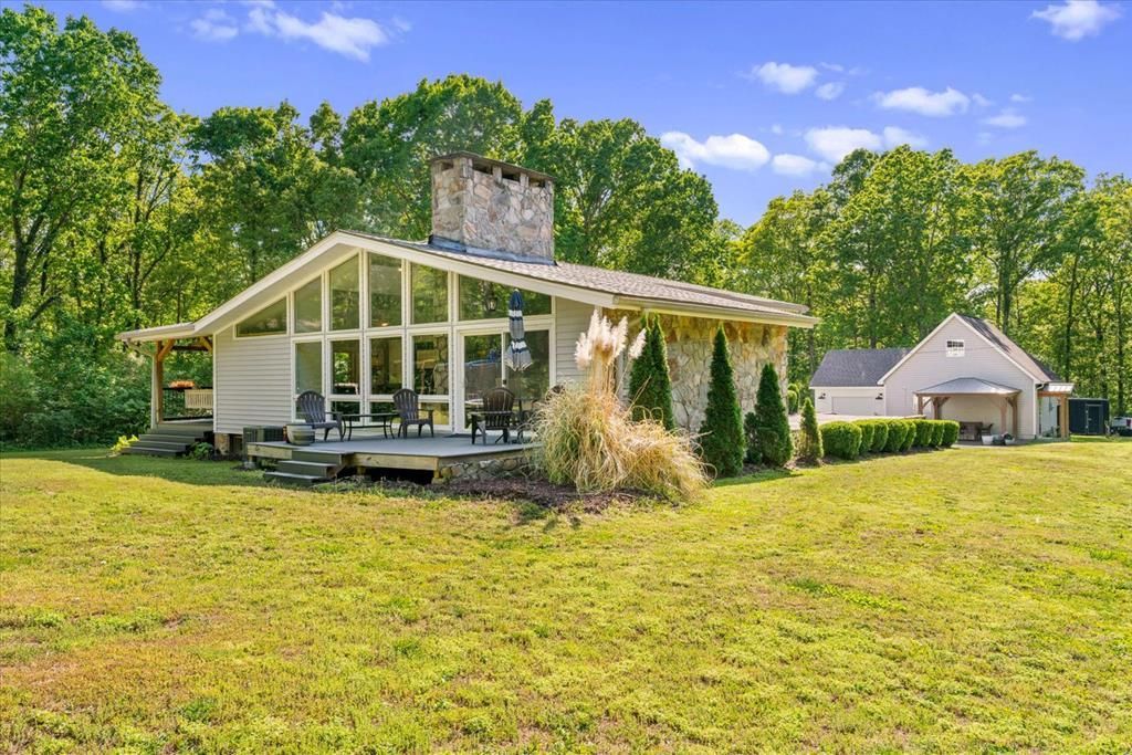 1130 Sourwood Lane, Chatsworth, GA 30705 Main Photo