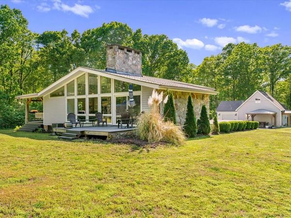 1130 Sourwood Lane, Chatsworth, GA 30705