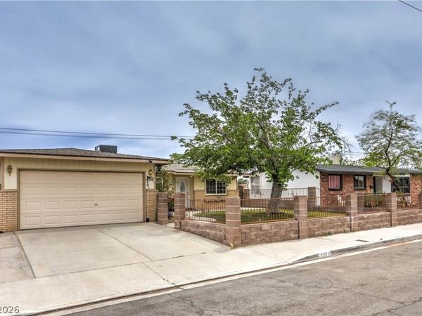 613 Carpenter Drive , Las Vegas, NV 89107