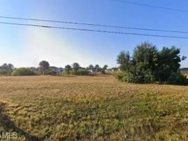 1424 NW 11th TER, CAPE CORAL, FL 33993