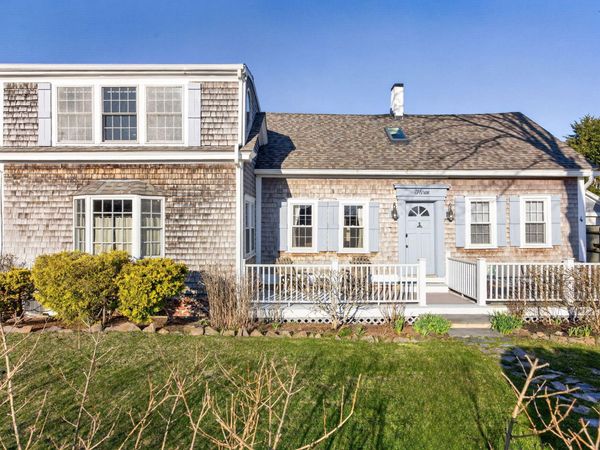 3 Kendall Lane , Unit B3, Provincetown, MA 02657