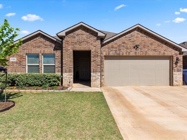 4100 Moonlight Road, Mustang, OK 73064