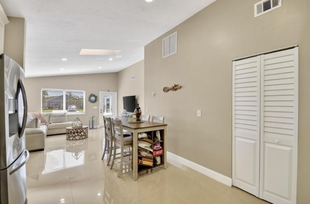 8699 Uranus Terrace, West Palm Beach, FL 33403 Photo