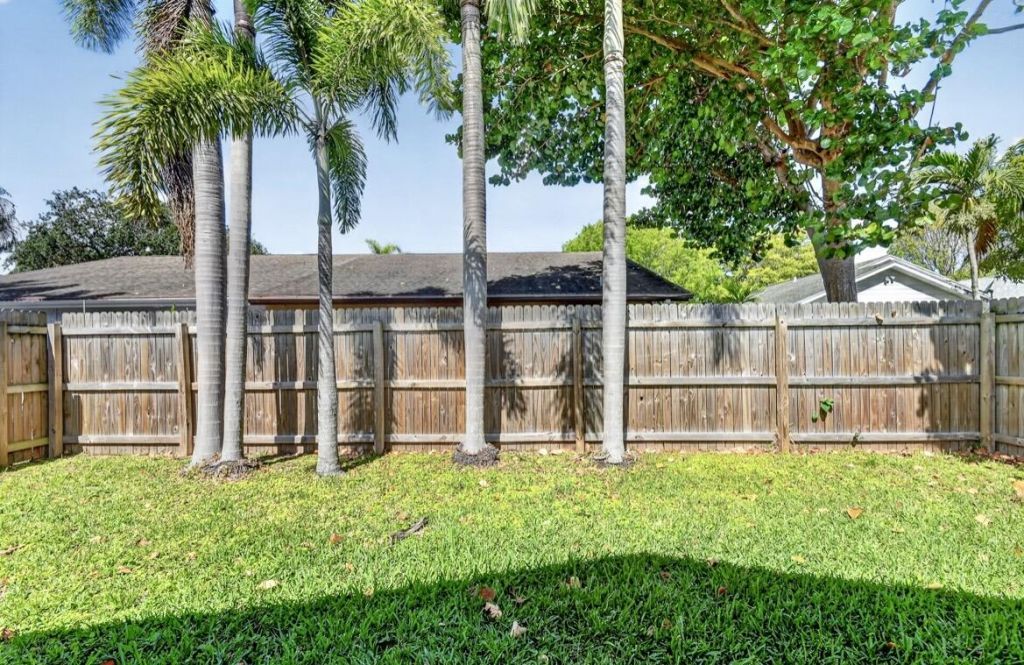 8699 Uranus Terrace, West Palm Beach, FL 33403 Photo