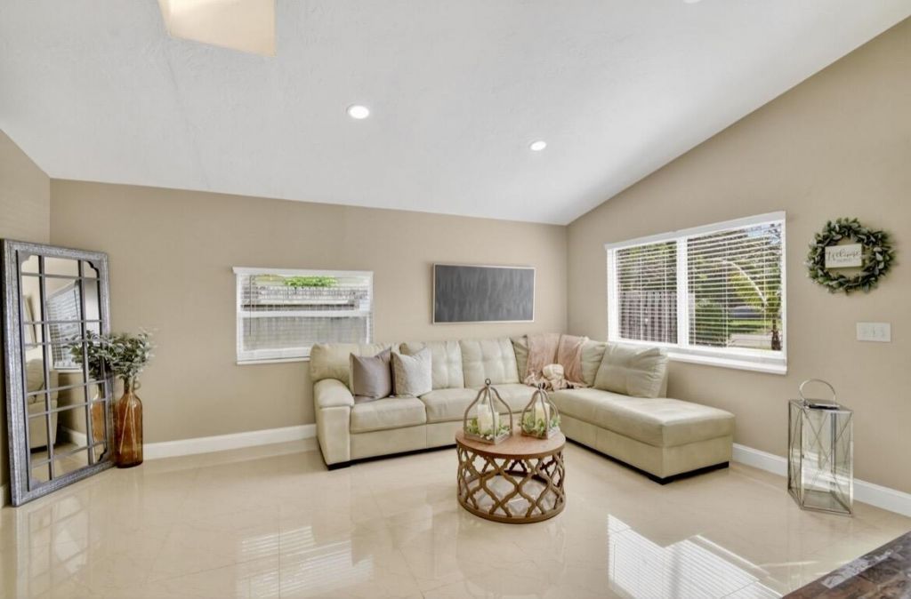 8699 Uranus Terrace, West Palm Beach, FL 33403 Photo