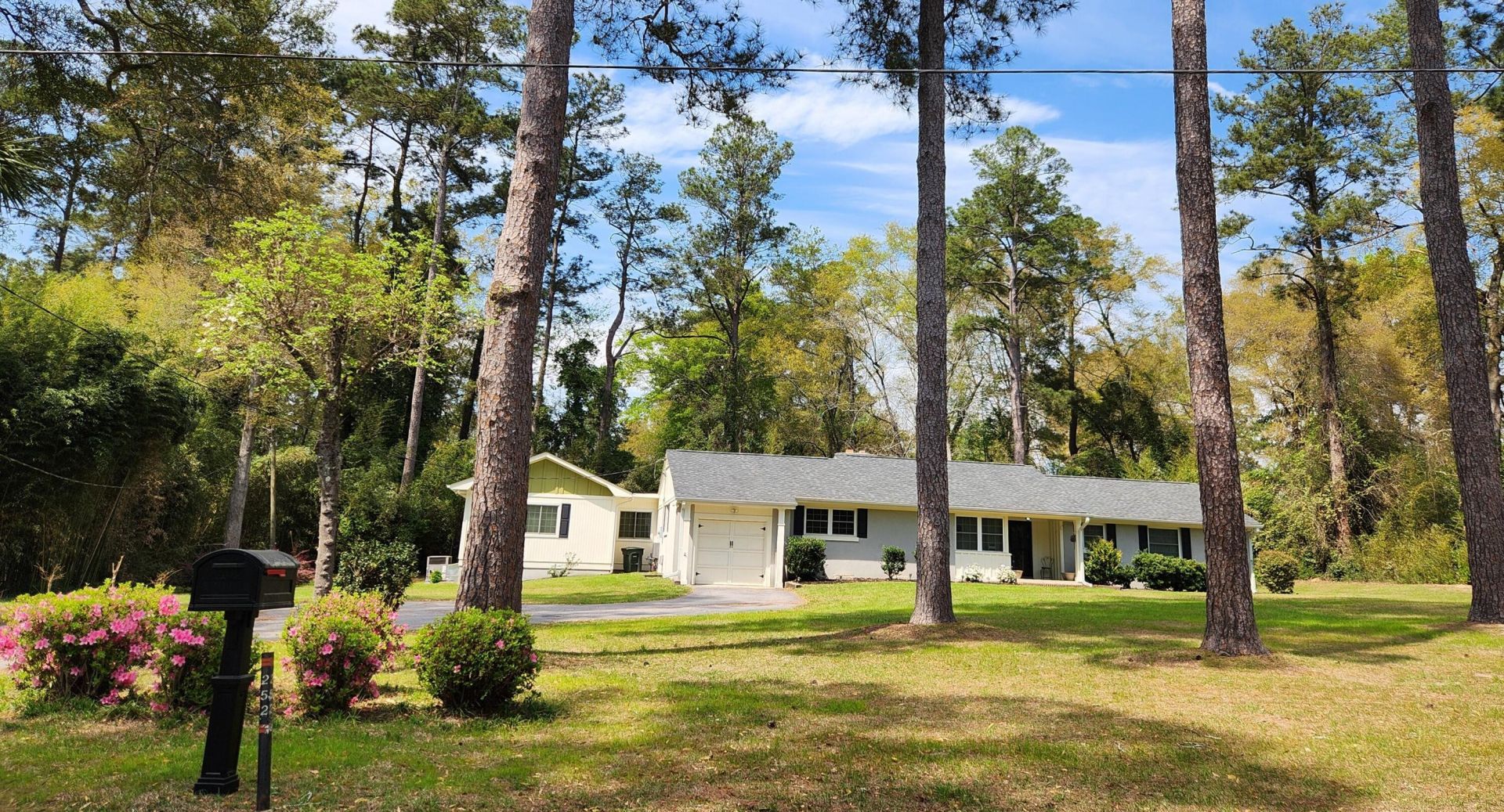 252 Club Acres Photo 23