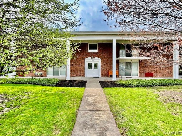 345 S Cayuga Road , Unit D, Buffalo, NY 14221