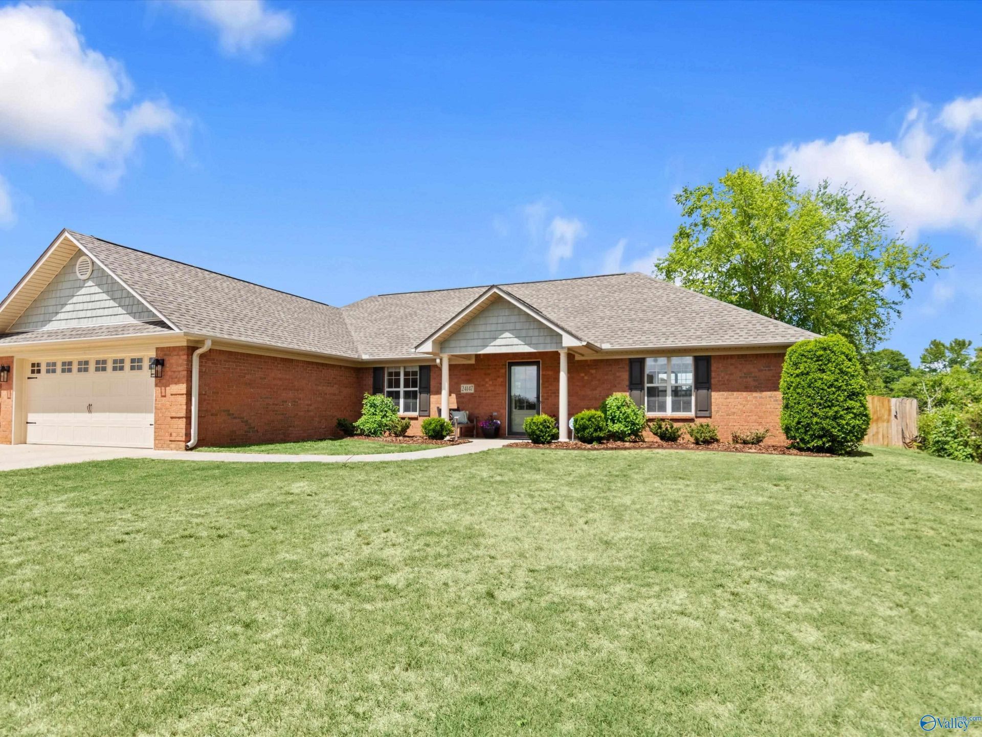 24147 Kadence Lane, Athens, AL 35613 Main Photo
