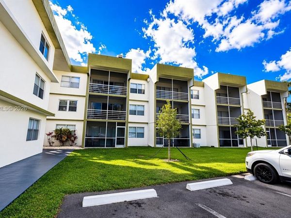 4255 N University Dr, Unit 308, Sunrise, FL 33351