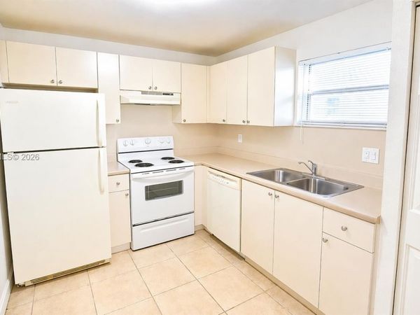4255 N University Dr, Unit 308, Sunrise, FL 33351