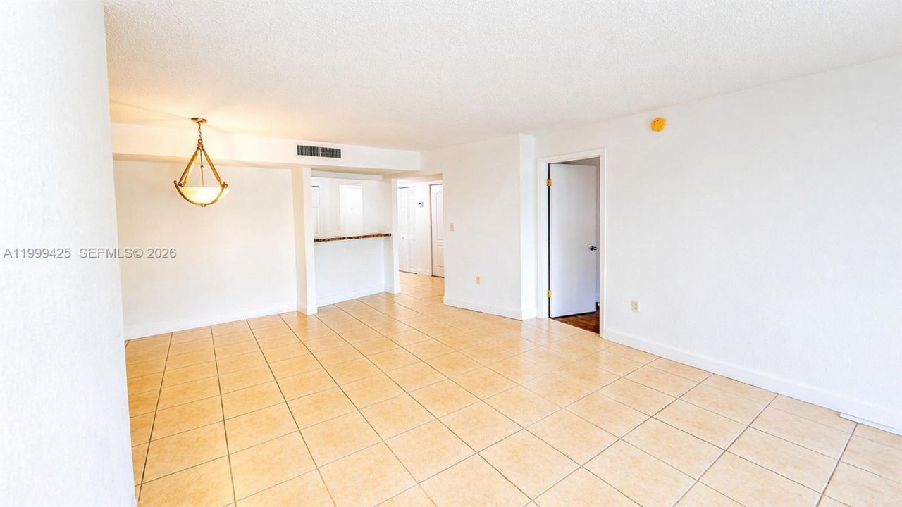 4255 N University Dr, Unit 308, Sunrise, FL 33351 Photo