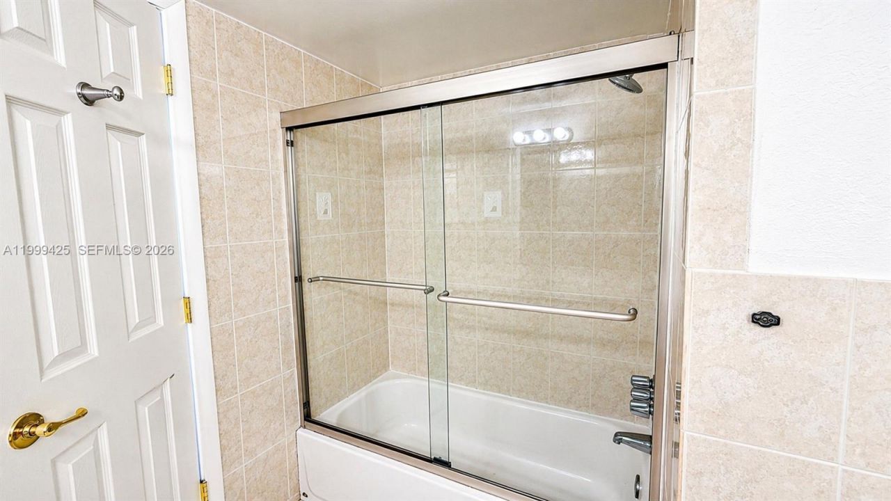 4255 N University Dr , Unit 308, Sunrise, FL 33351 Photo