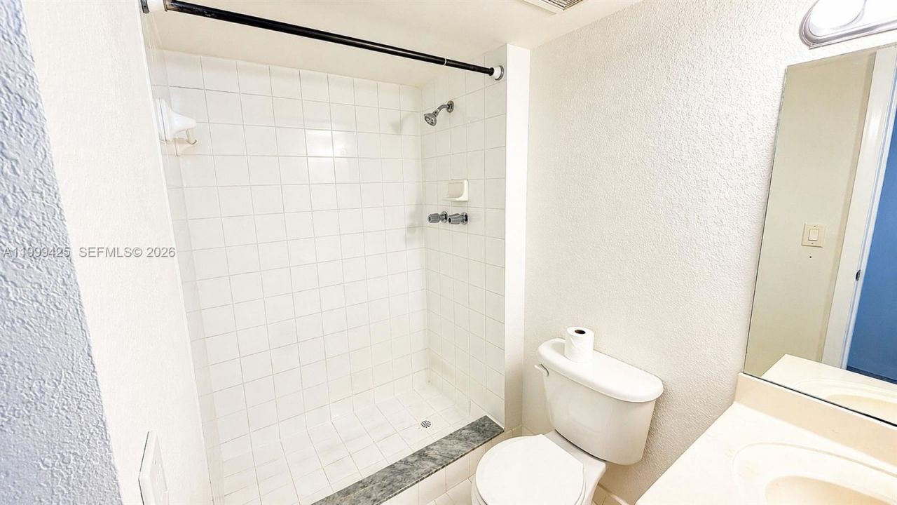 4255 N University Dr, Unit 308, Sunrise, FL 33351 Photo