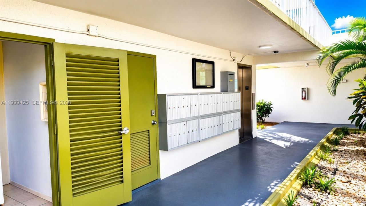 4255 N University Dr , Unit 308, Sunrise, FL 33351 Photo