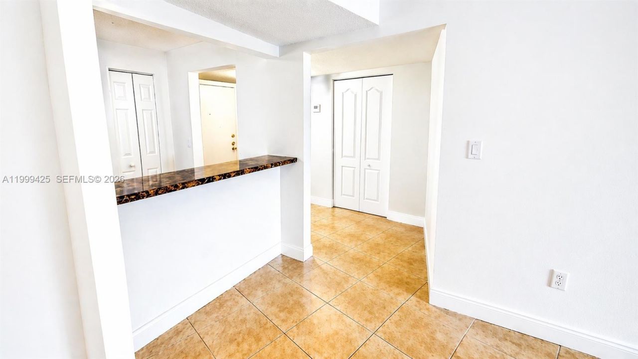 4255 N University Dr , Unit 308, Sunrise, FL 33351 Photo