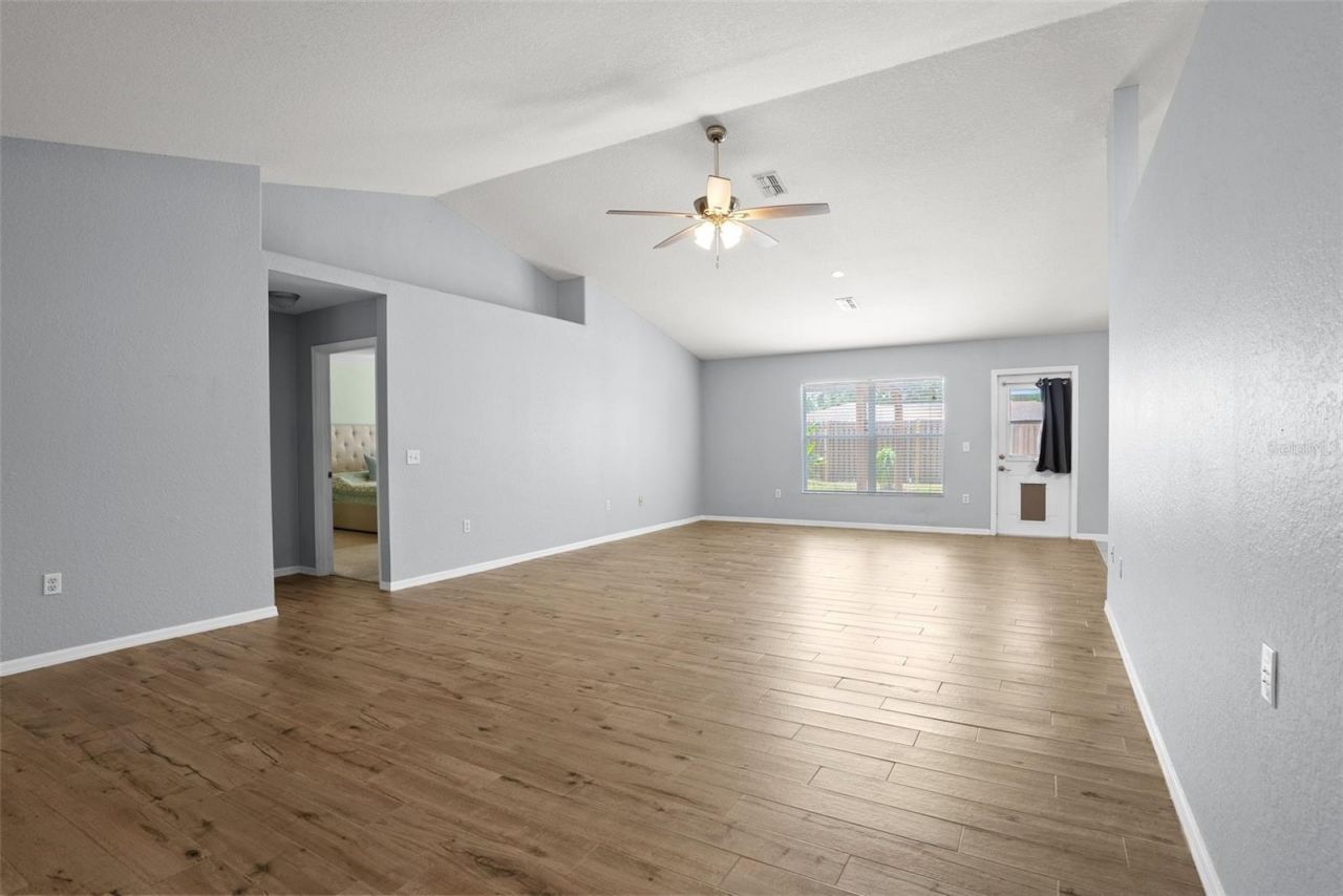 11366 Riddle Drive , Spring Hill, FL 34609 Photo