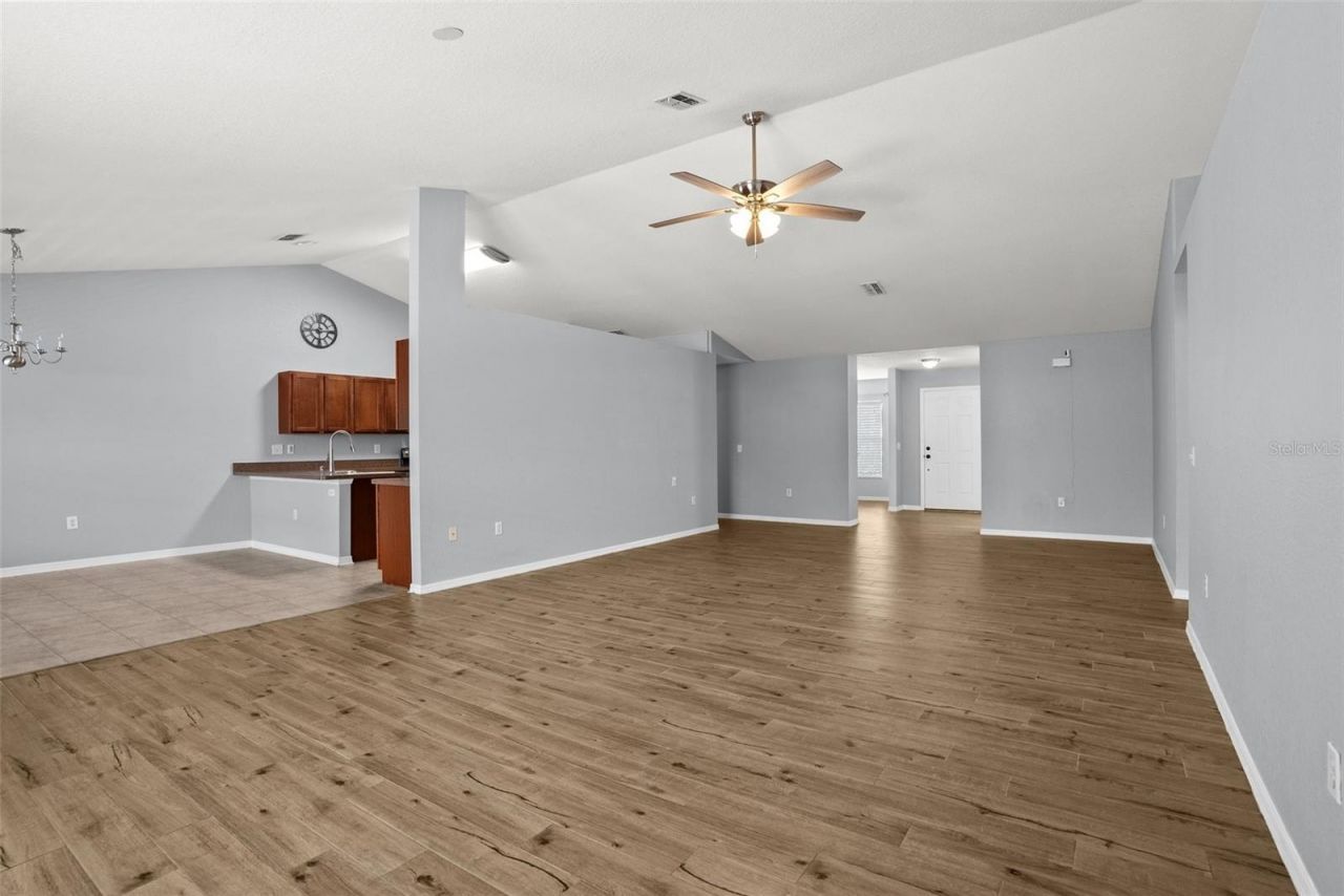 11366 Riddle Drive , Spring Hill, FL 34609 Photo