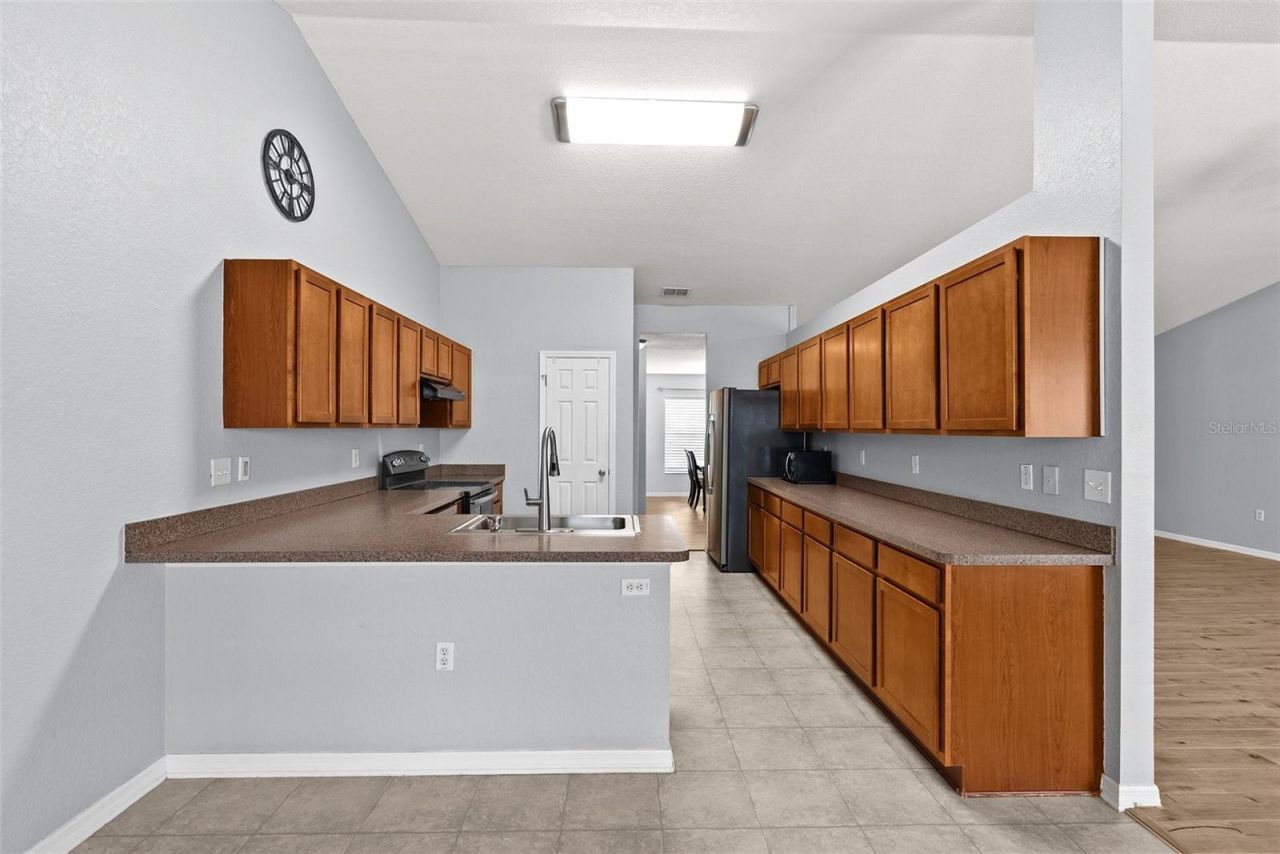 11366 Riddle Drive , Spring Hill, FL 34609 Photo