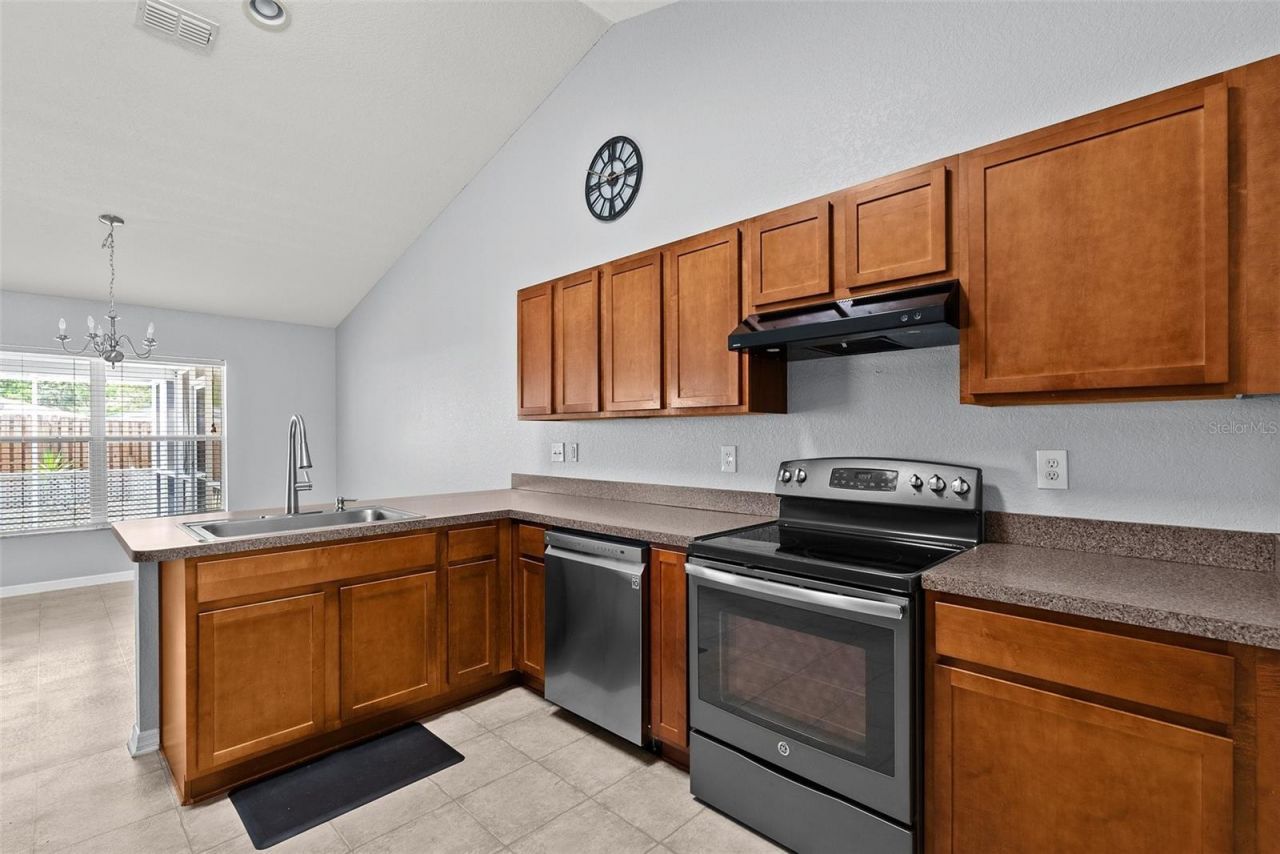 11366 Riddle Drive , Spring Hill, FL 34609 Photo