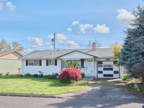 1740 Vanderbeck Ln, Woodburn, OR 97071