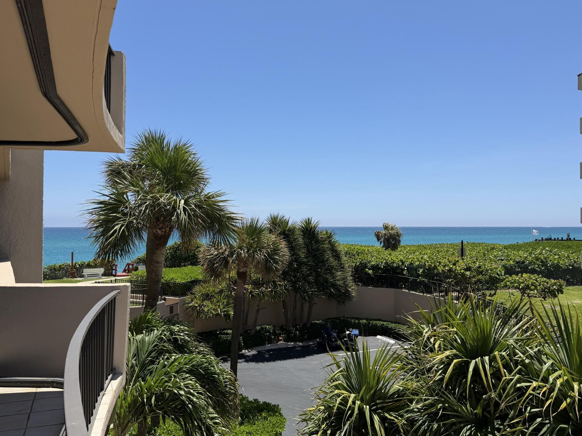 4200 N Ocean, Unit 1-203, Singer Island, FL 33404 Photo