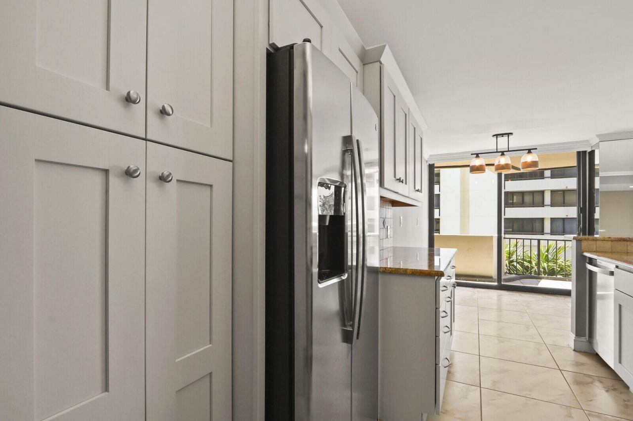 4200 N Ocean, Unit 1-203, Singer Island, FL 33404 Photo