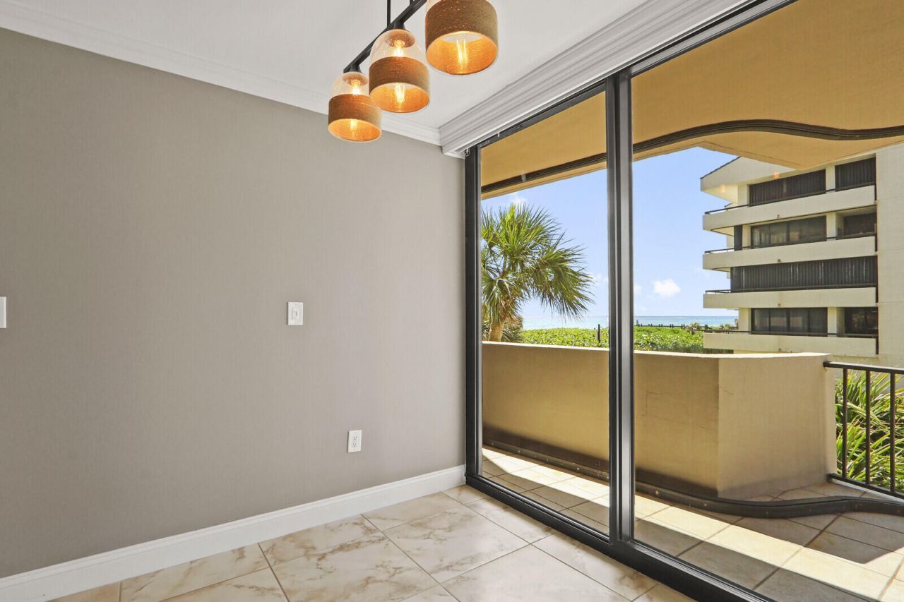 4200 N Ocean, Unit 1-203, Singer Island, FL 33404 Photo