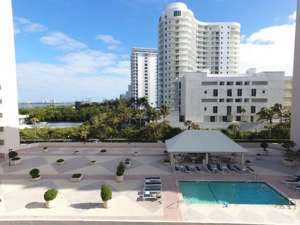 4200 N Ocean, Unit 1-203, Singer Island, FL 33404 Photo