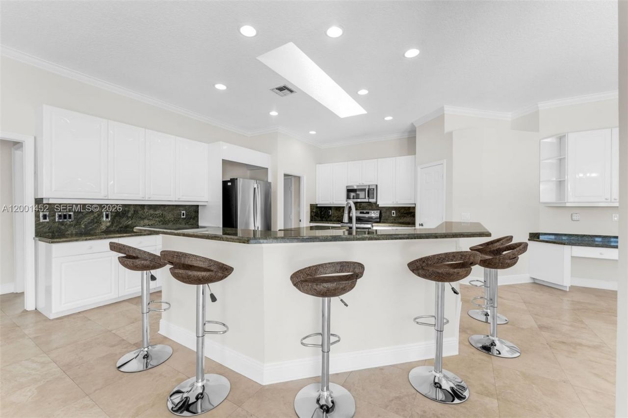 2625 Fairways Dr , Homestead, FL 33035 Photo