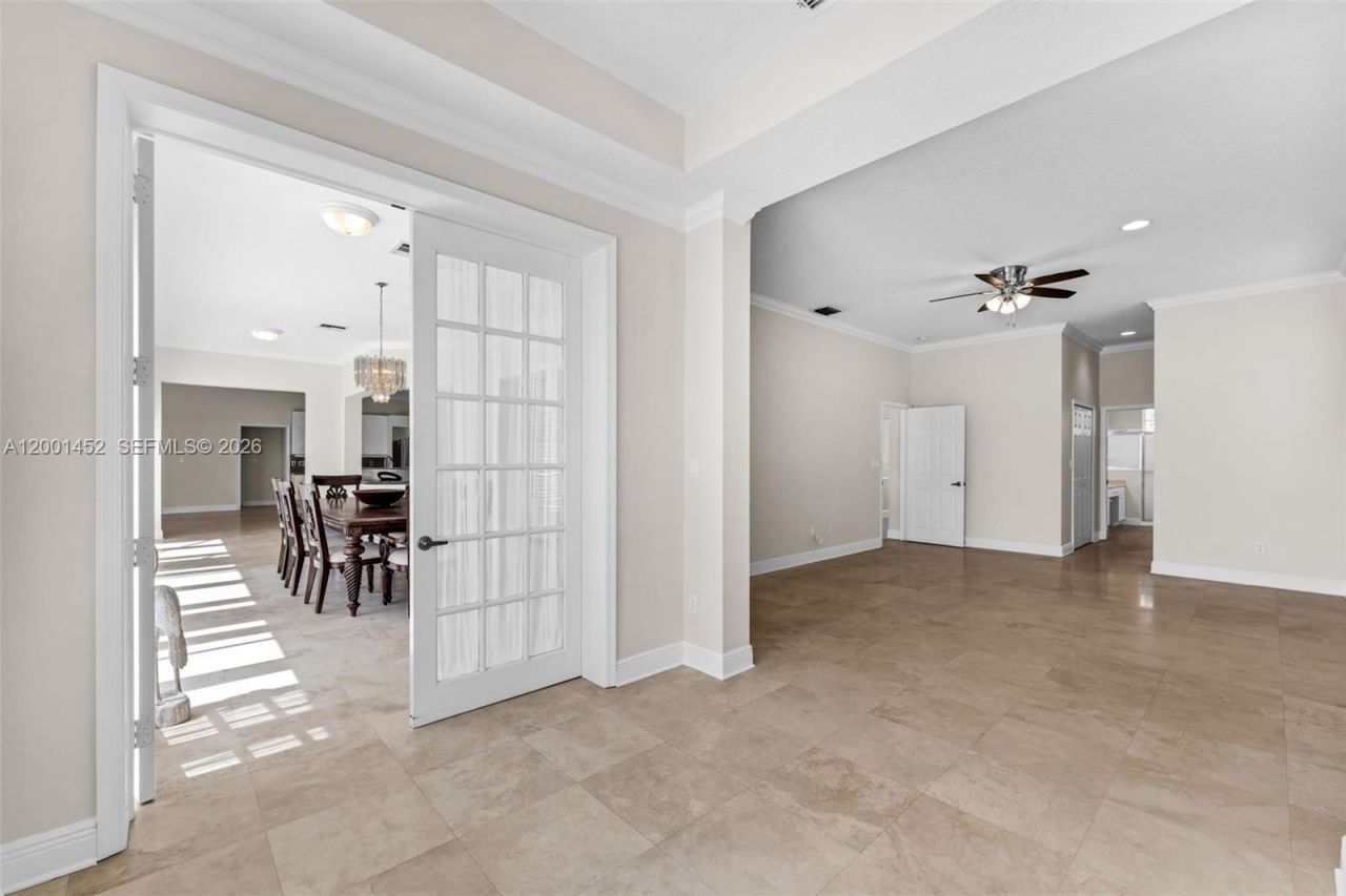 2625 Fairways Dr , Homestead, FL 33035 Photo