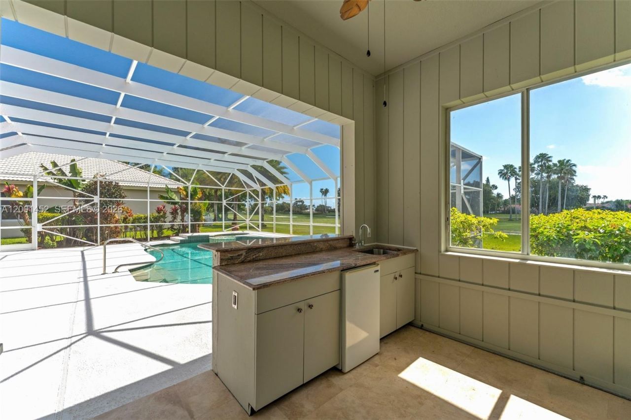 2625 Fairways Dr , Homestead, FL 33035 Photo