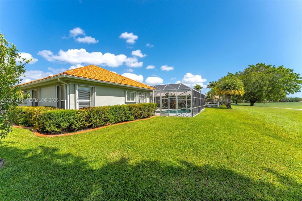 2625 Fairways Dr , Homestead, FL 33035 Photo