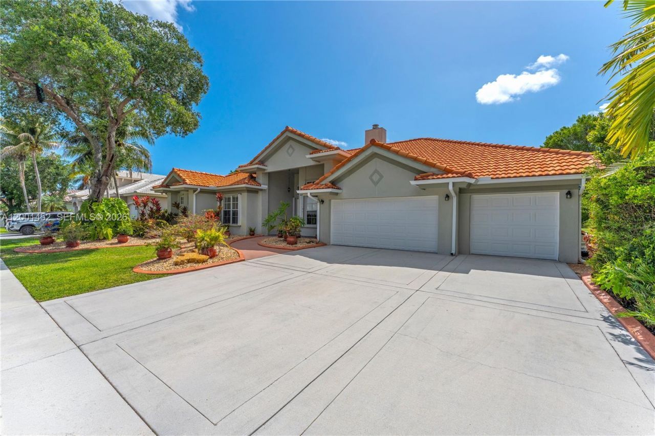 2625 Fairways Dr , Homestead, FL 33035 Photo