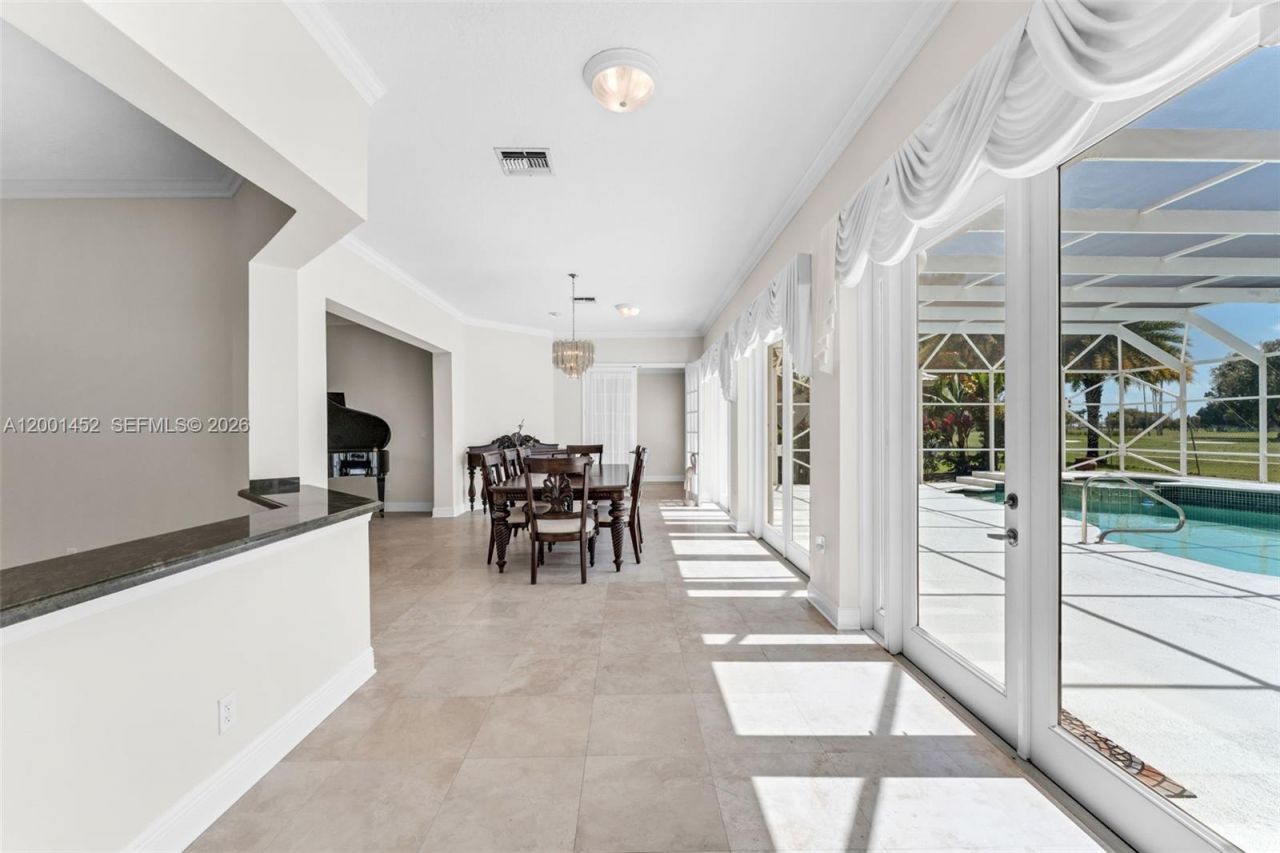 2625 Fairways Dr , Homestead, FL 33035 Photo